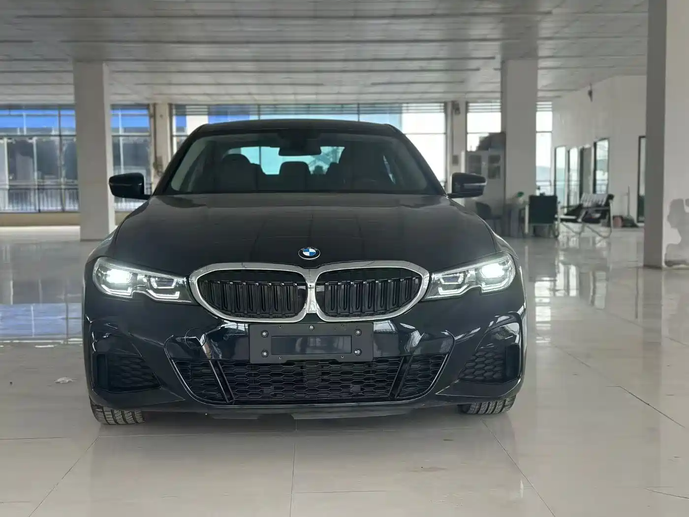 BMW 3 Series 2022 320Li M Sport Package фото 2