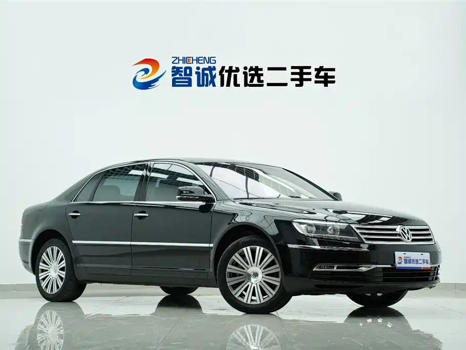 Volkswagen Phaeton 2011 4.2L V8 4-seat Extended Individual Edition фото 3