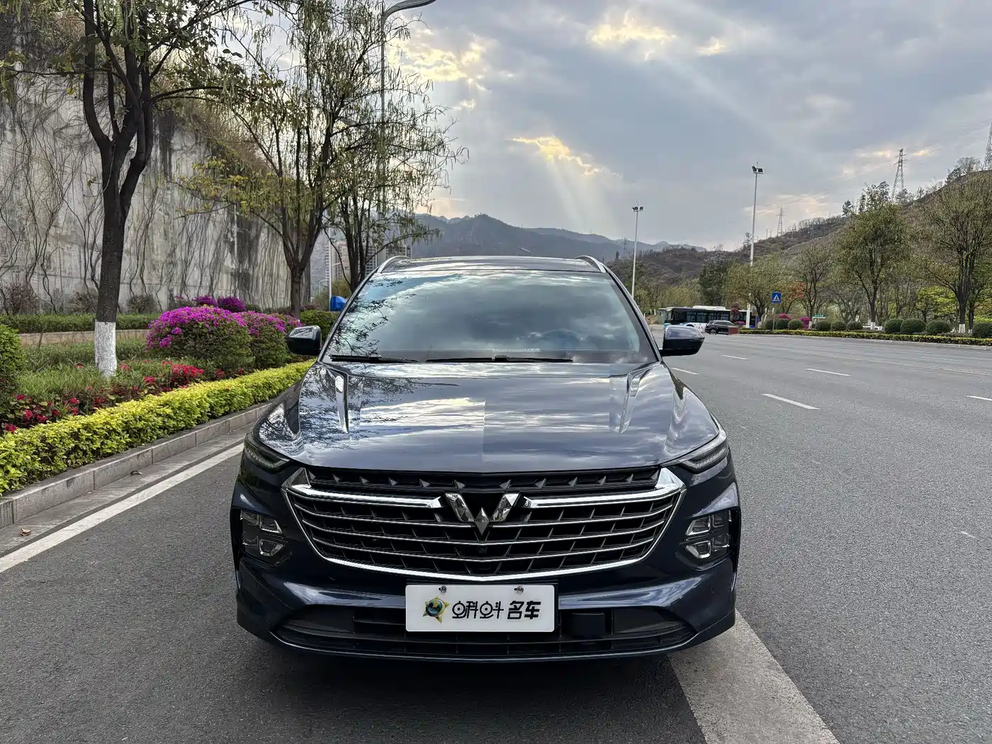 Wuling Motors Wuling Victory 2021 2020 1.5T CVT Flagship