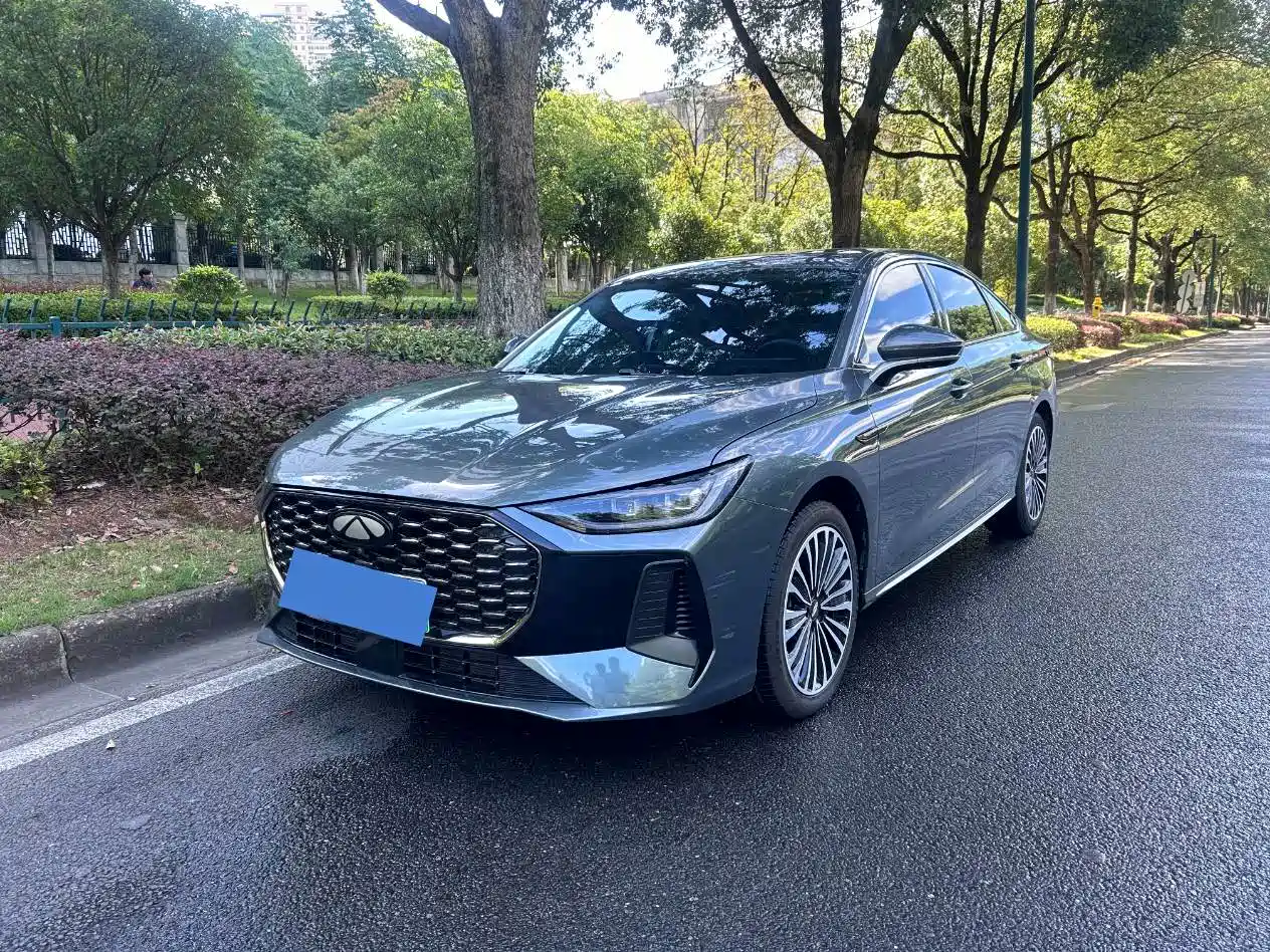 Chery Fengyun Fengyun A8L 2024 2025 1.5TGDI 145km Luxury