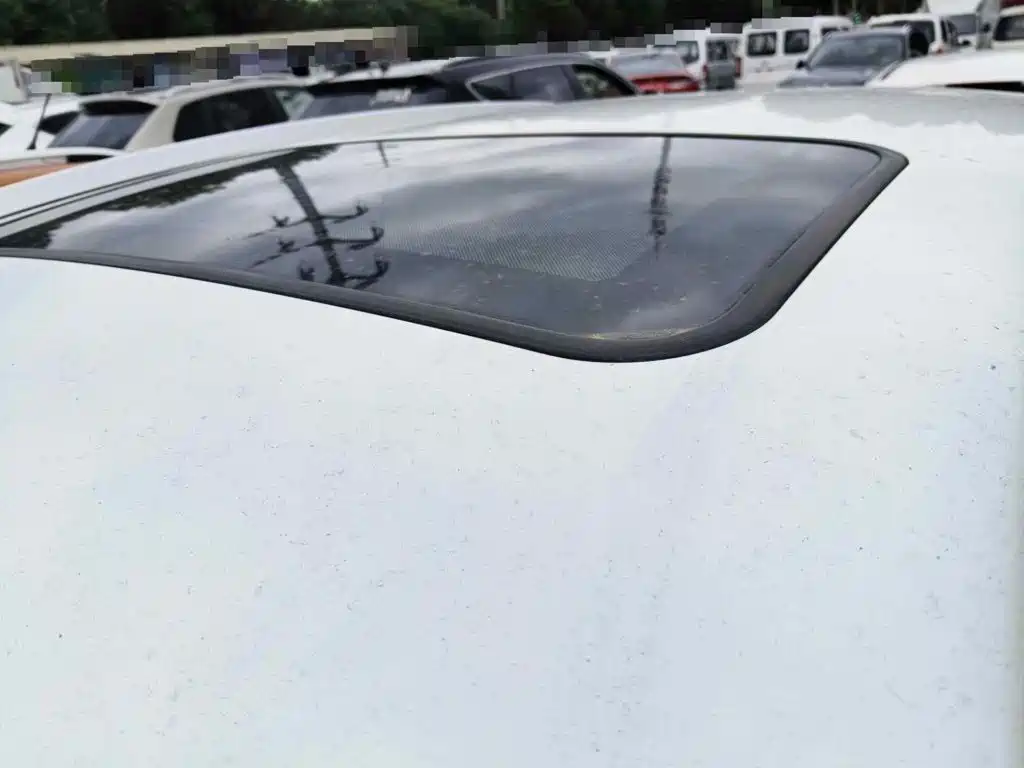 Фото 6 - Geely Vision X3