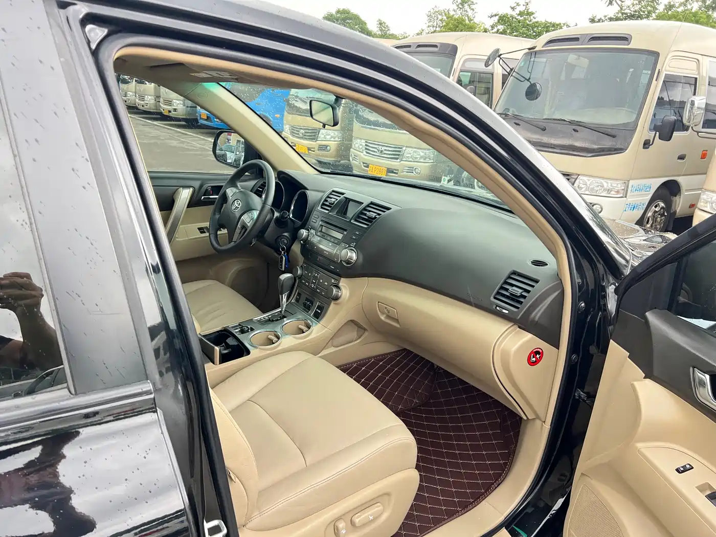 Toyota Highlander 2012 2.7L 2WD 7-Seater Luxury Edition фото 19