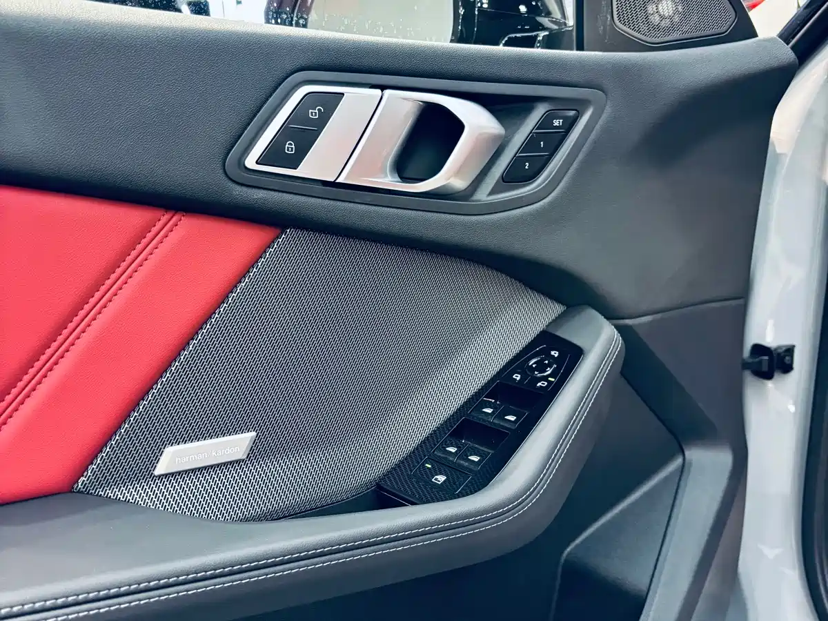 BMW 2 Series 2025 225L M Sport Moonlight Package фото 7