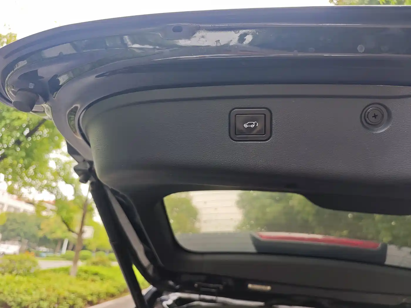 Changan Oshan X7 2020 2020 1.5T Facial Recognition Full Auto Parking Space Leisure Edition