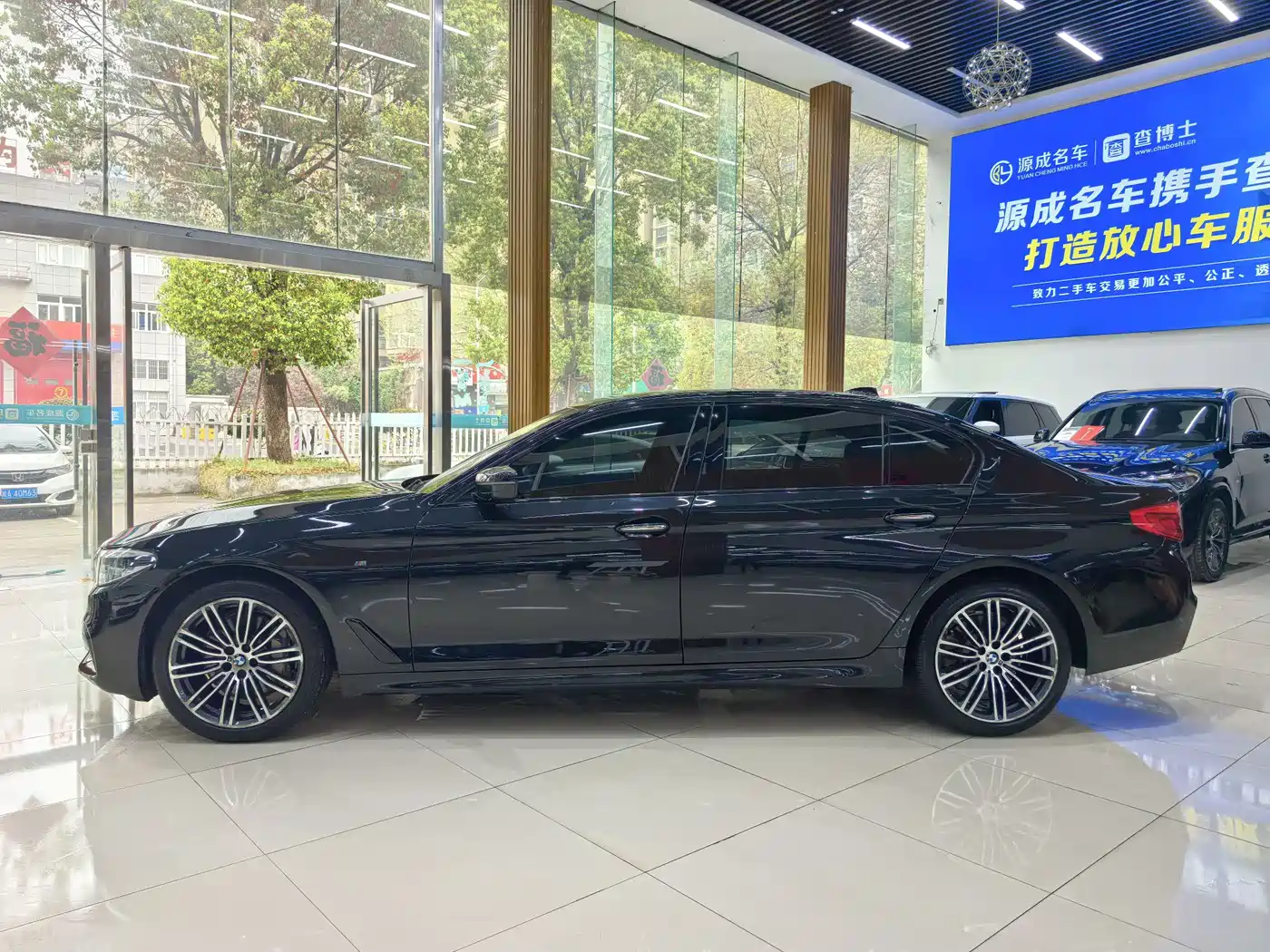 BMW 5 Series 2018 Facelift 530Li Leading M Sport Package фото 4