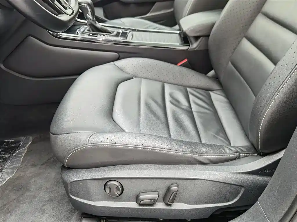 Volkswagen Phideon 2019 380TSI 2WD Business Edition China VI фото 20