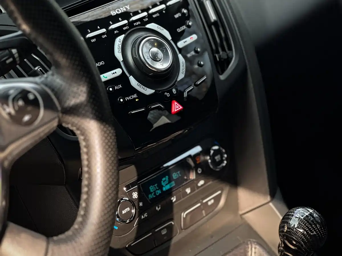 Ford Focus (Import) 2013 2.0T ST Standard Edition фото 7