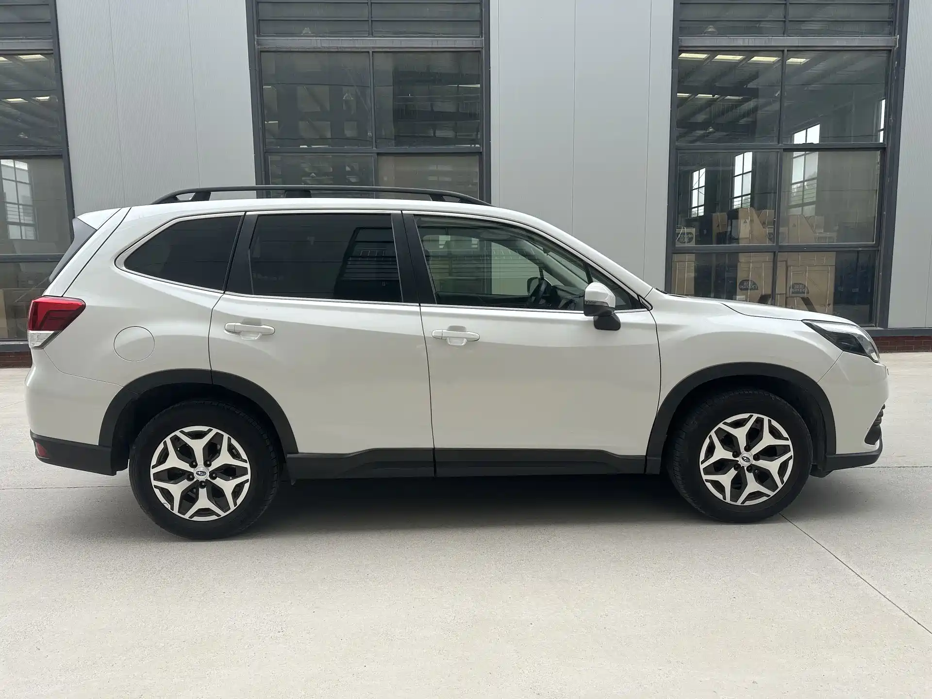Photo 6 - Subaru Forester