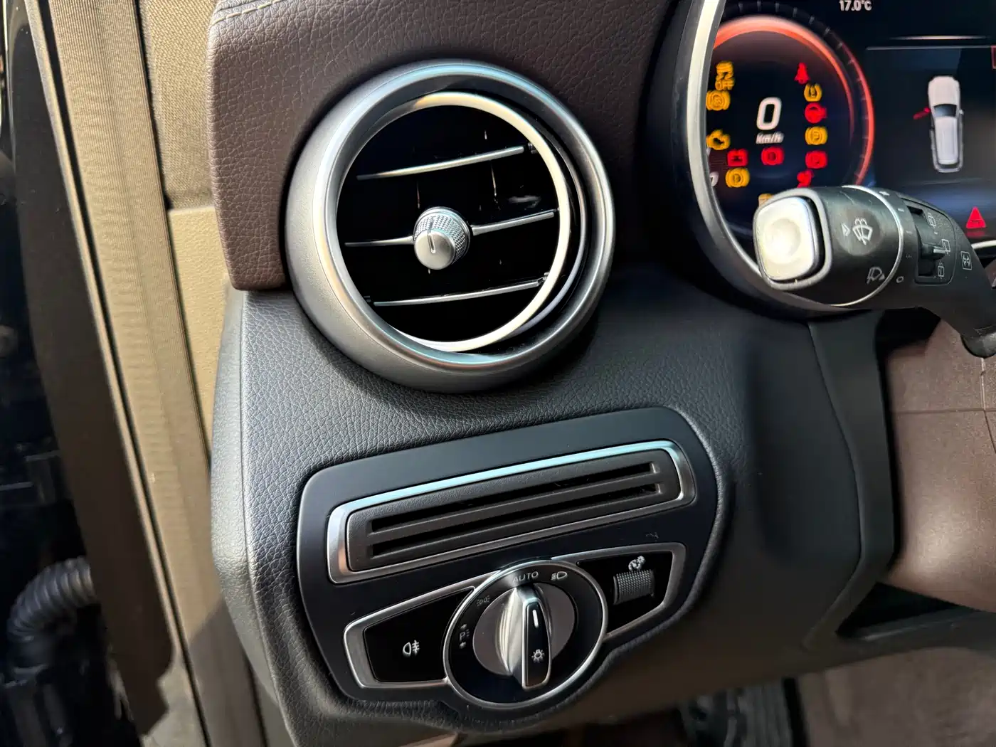 Mercedes-Benz GLC 2020 GLC 260 L 4MATIC Luxury фото 22