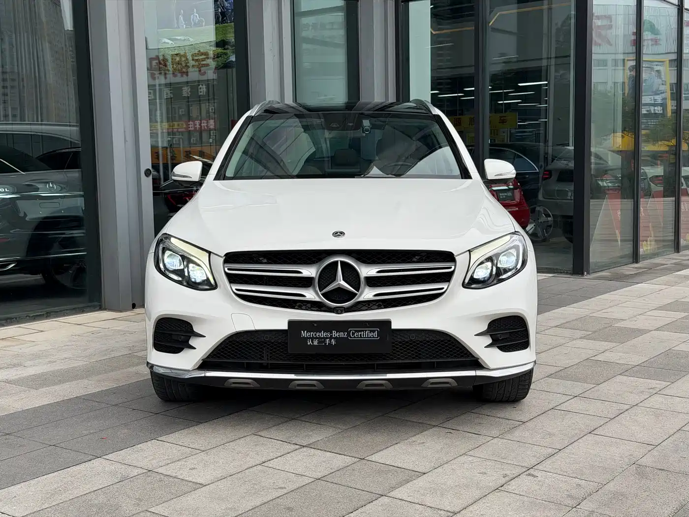 Mercedes-Benz GLC 2018 GLC 300 4MATIC Dynamic фото 15