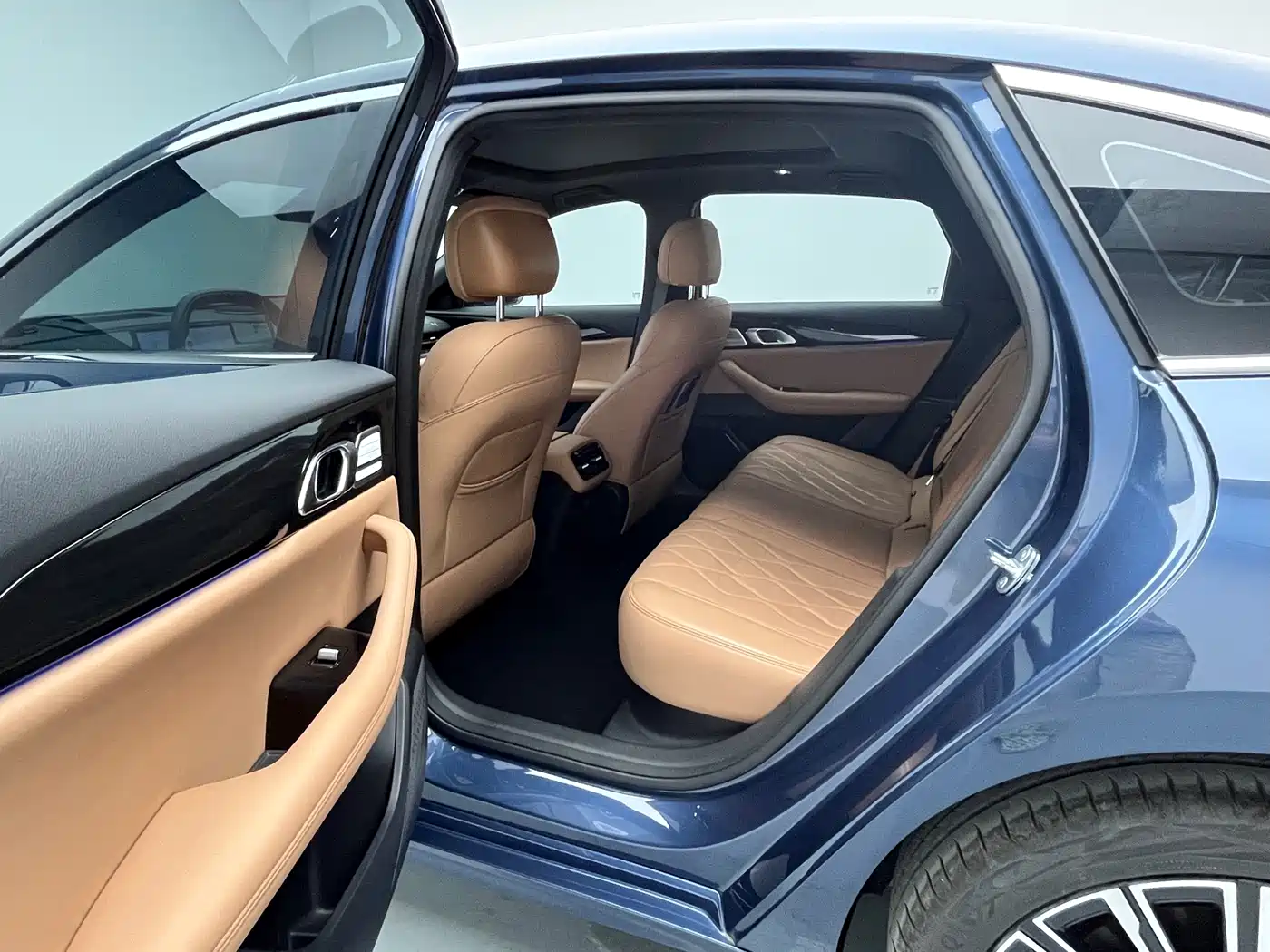 Geely Galaxy Galaxy A7 2025 EM-i фото 14