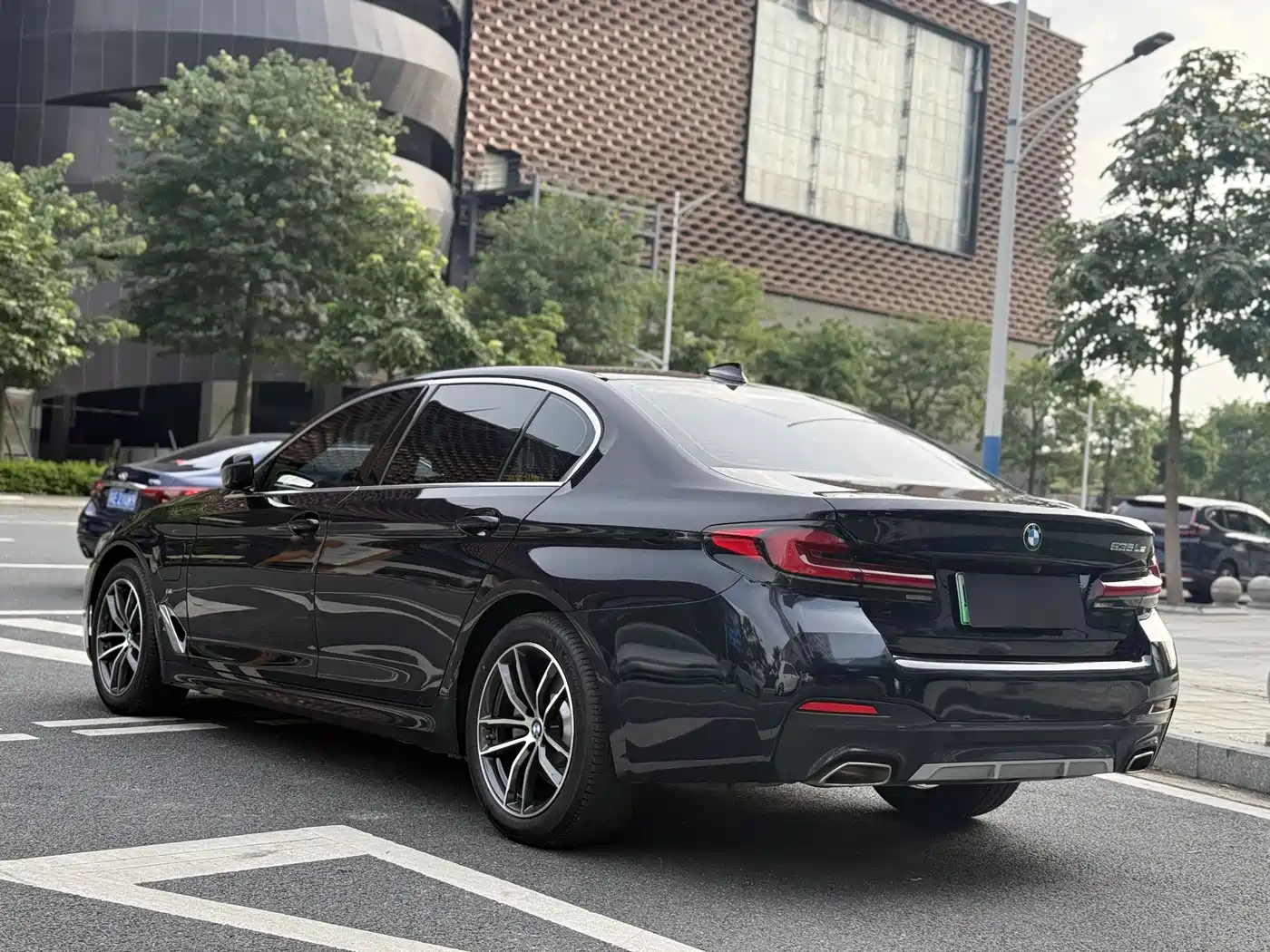 BMW 5 SERIES NEW ENERGY