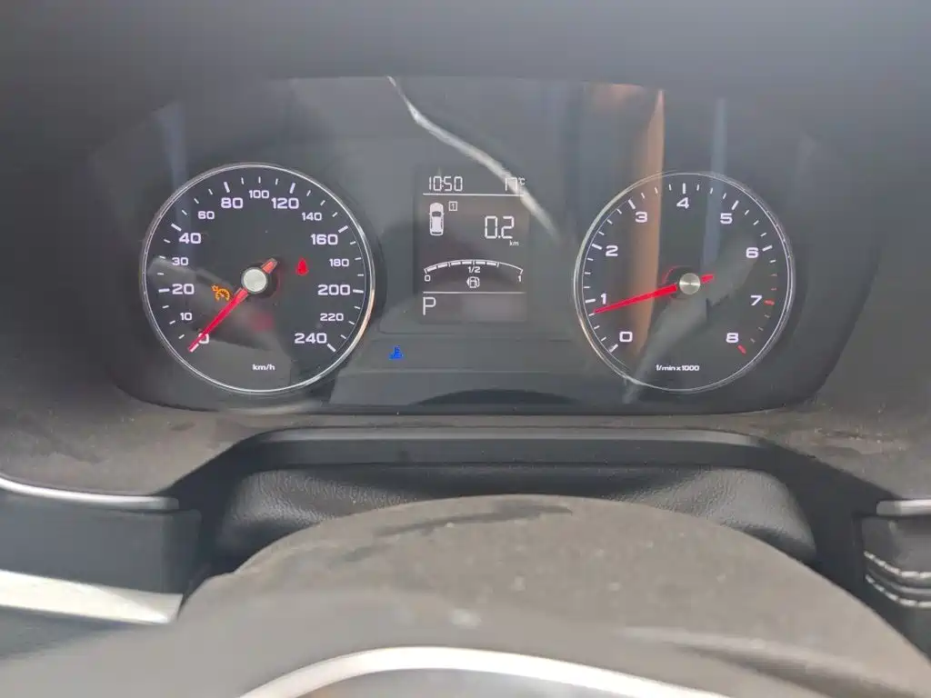 Фото 4 - Roewe RX5