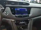 Photo 13 - Cadillac XT5