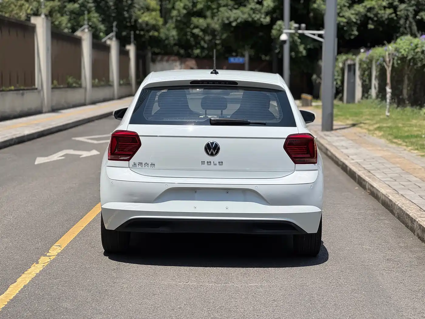 Volkswagen Polo 2023 Plus 1.5L Automatic Colorful Tech Edition фото 7