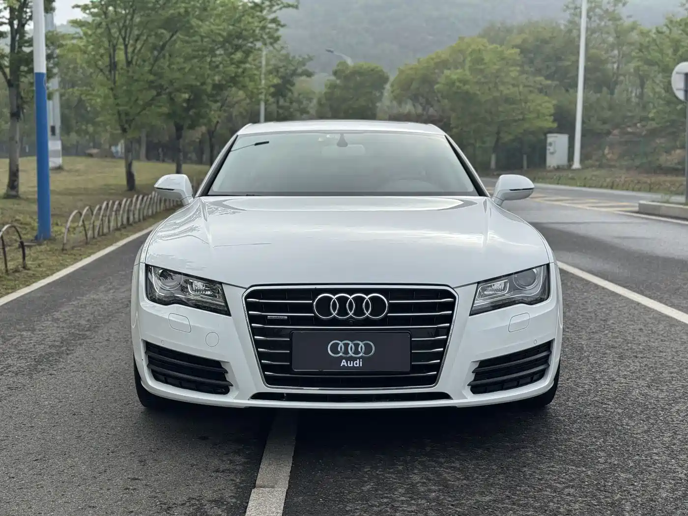 Audi A7 2014 35 FSI quattro Technology Edition фото 2