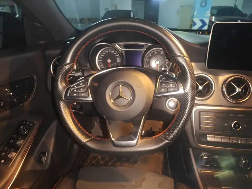 Mercedes-Benz CLA (Import) 2018 2017 CLA 220 4MATIC