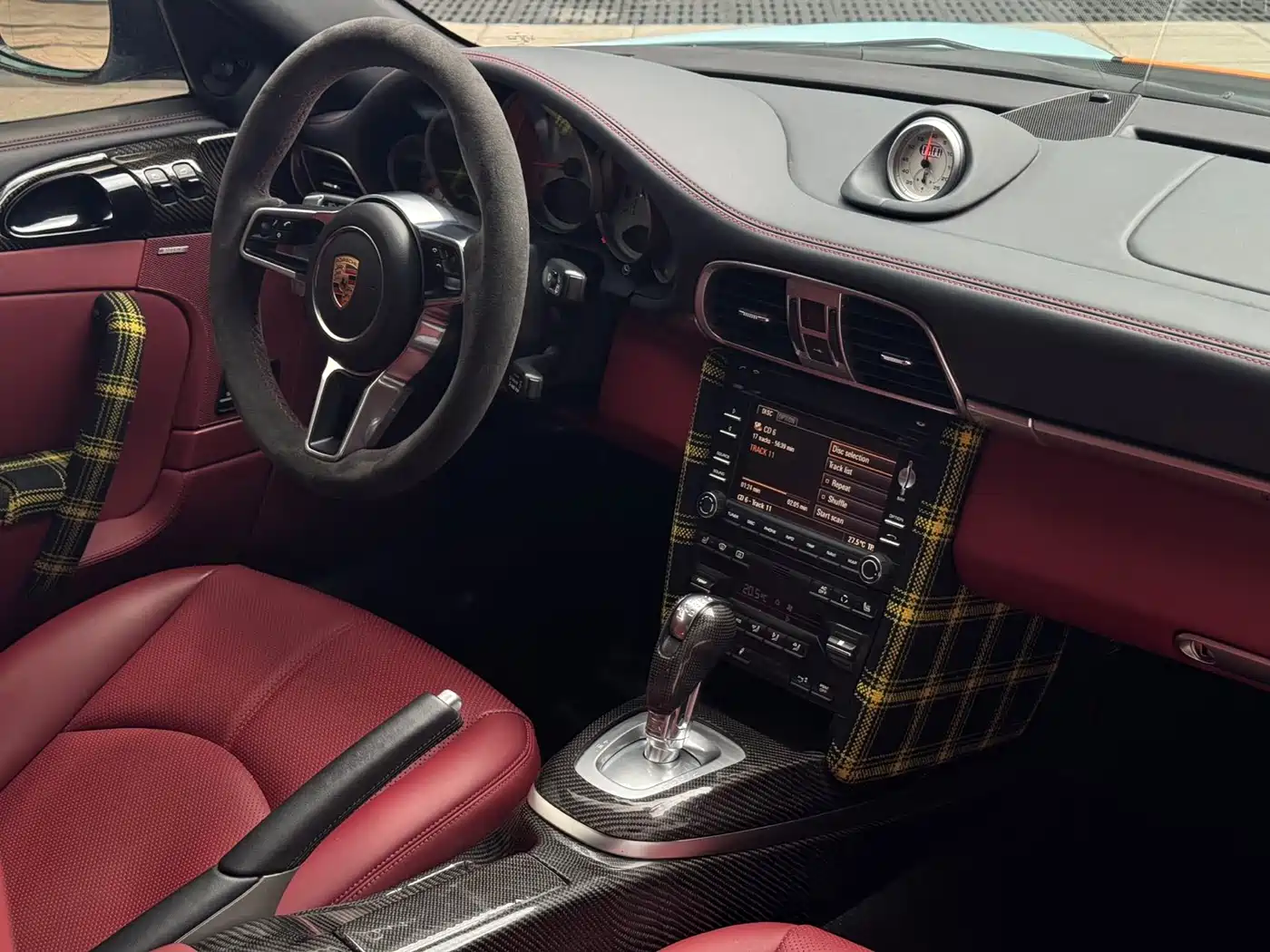 Porsche 911 2010 Carrera S 3.8L фото 11