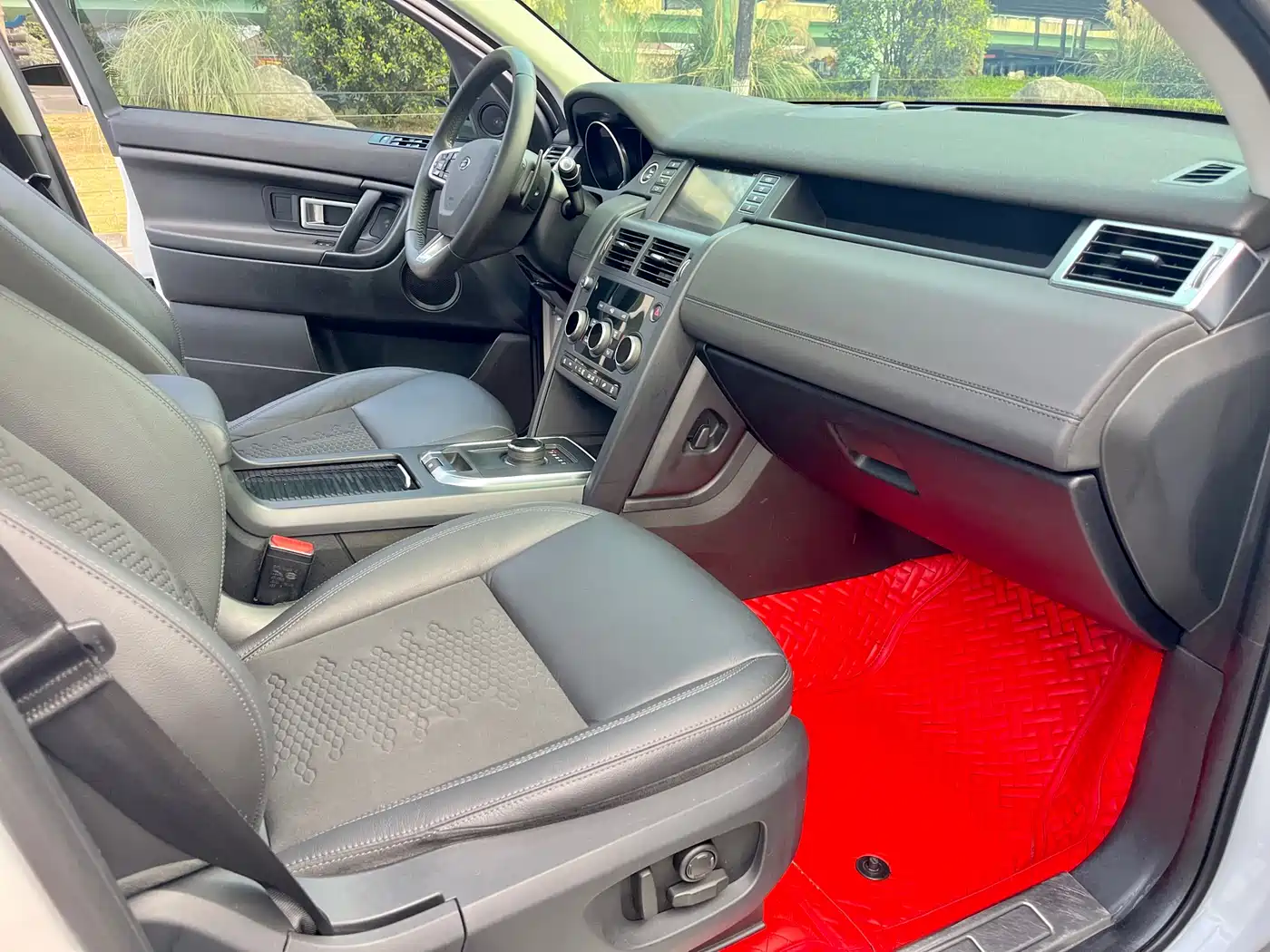 Land Rover Discovery Sport 2019 240PS PURE Edition China V фото 11