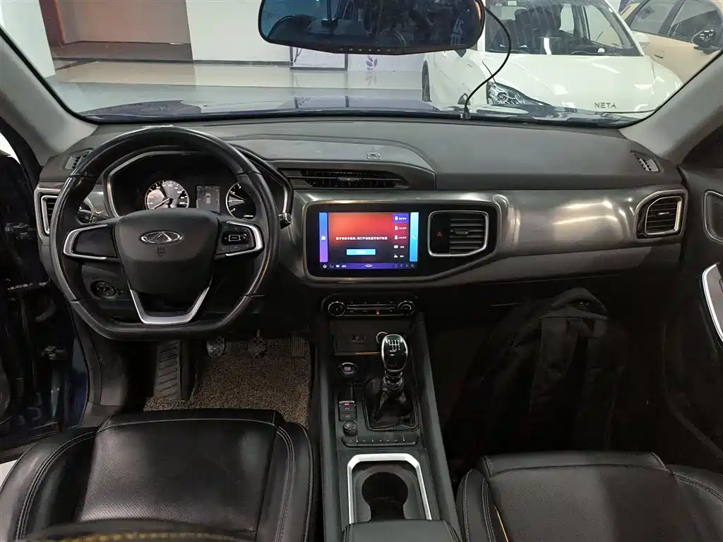 Фото 10 - Chery Tiggo 8