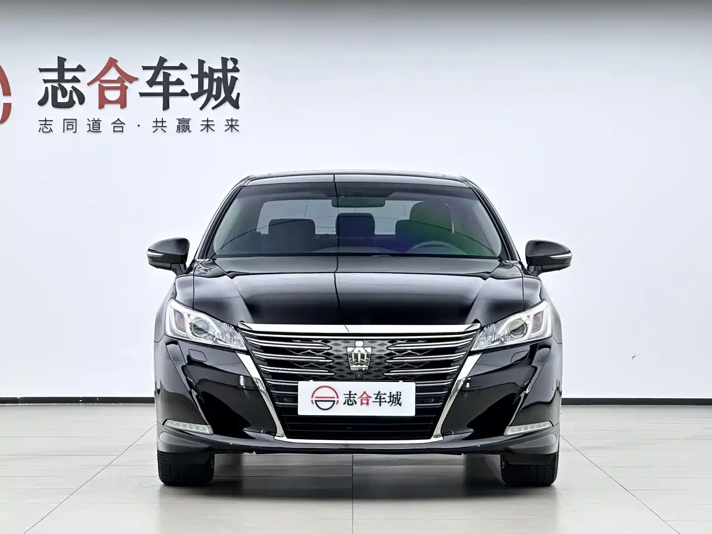 2019 Toyota Crown