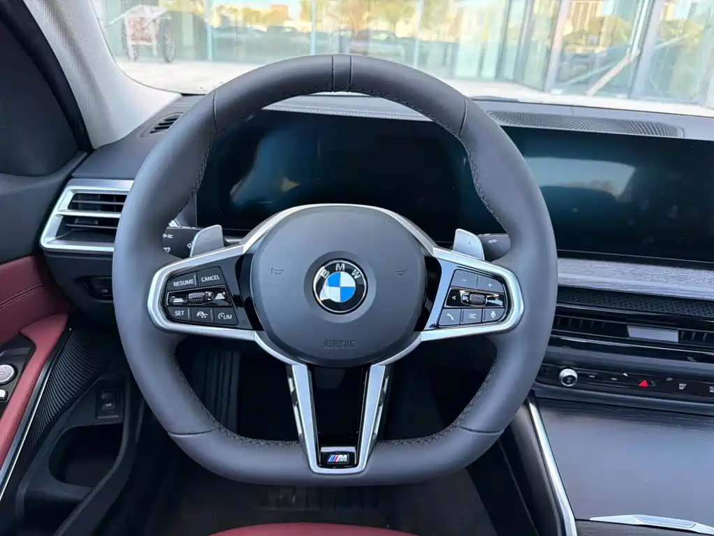 صورة 12 - BMW 3 Series