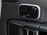 Photo 17 - Land Rover Range Rover