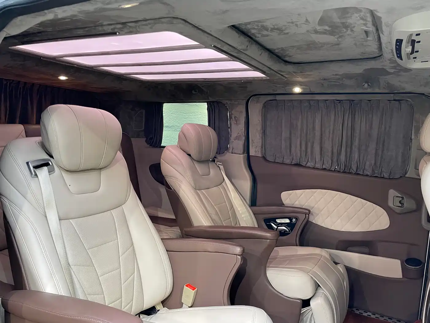 Ford Tourneo 2020 2020 2.0T Auto Elite Edition China VI