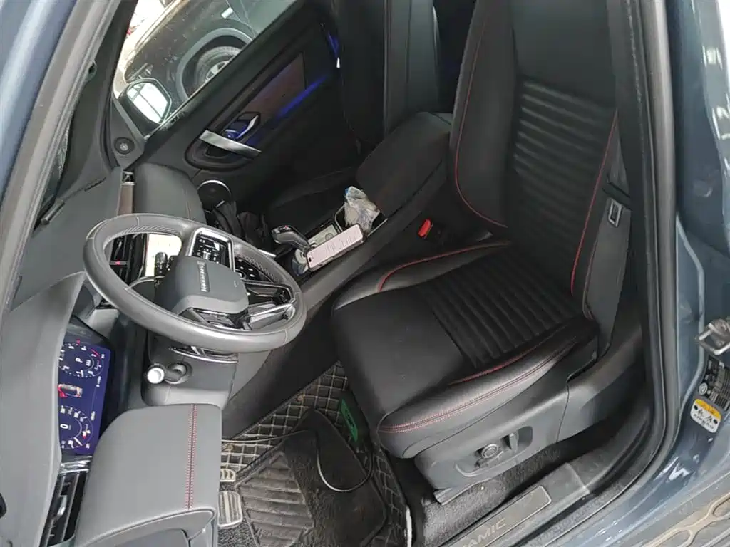 Land Rover Discovery Sport 2022 Model Facelift 249PS R-Dynamic SE Performance Tech Edition 5-seater фото 15