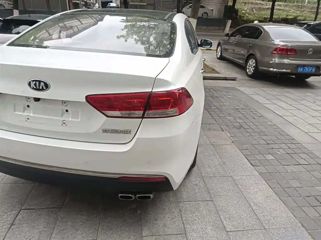 Kia K4 2015 1.8L Automatic GLS Special фото 8