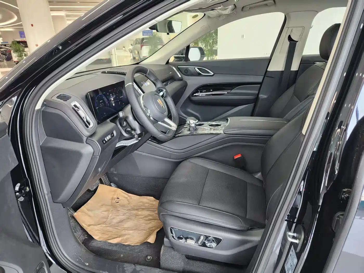 Hongqi HS3 PHEV 2025 PHEV 117km Power PLUS Edition фото 4