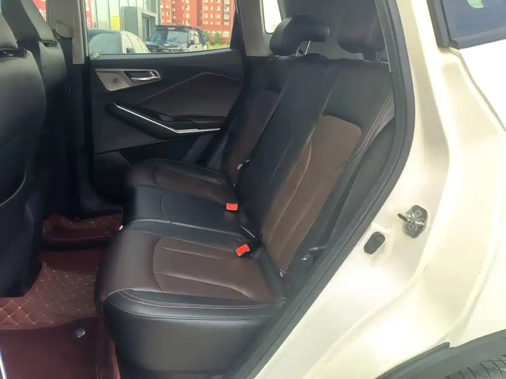 Changan CS15 2020 2019 1.5L Automatic Progressive China V