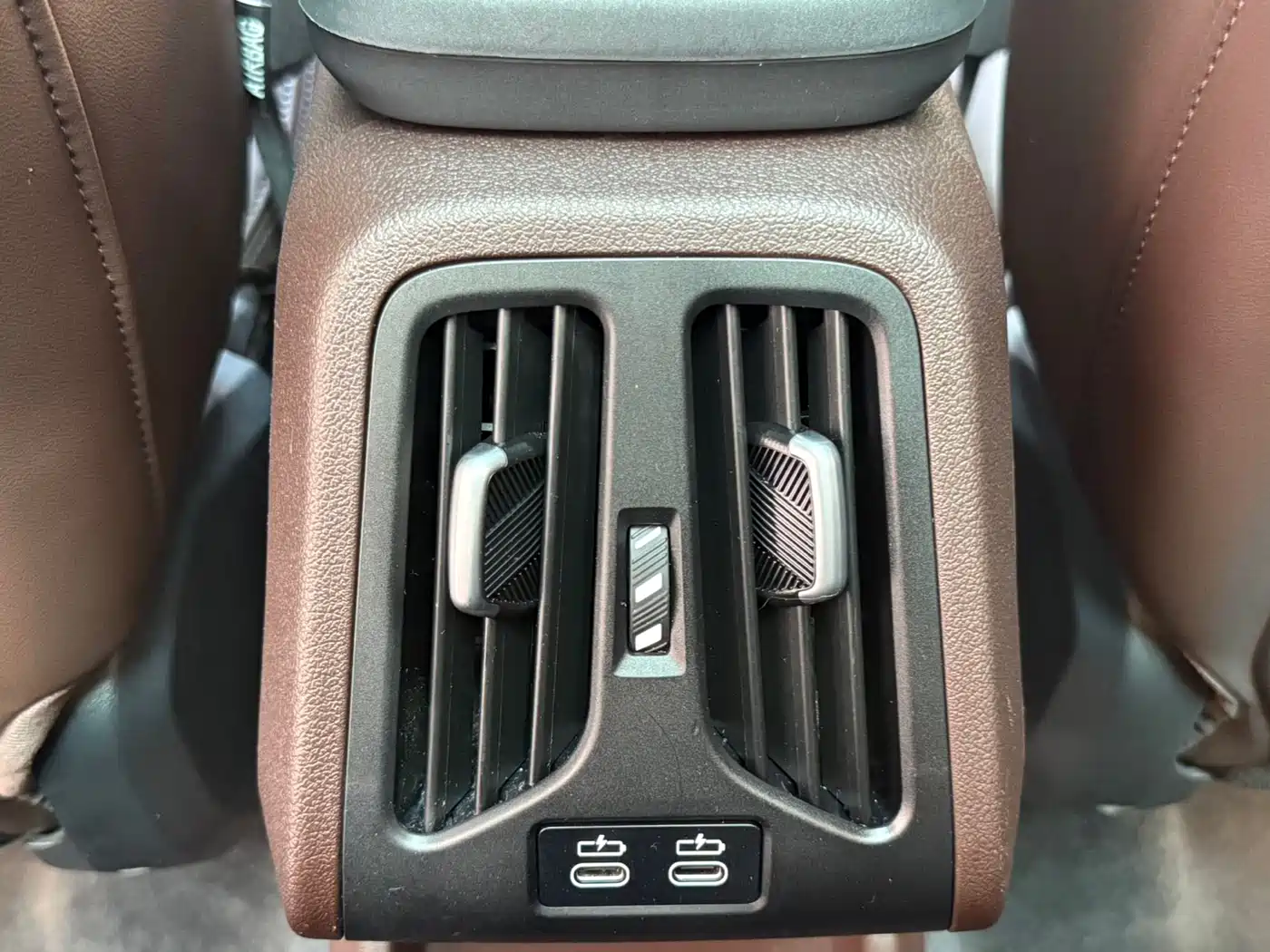 BMW X1 2023 sDrive20Li X Design Package фото 18
