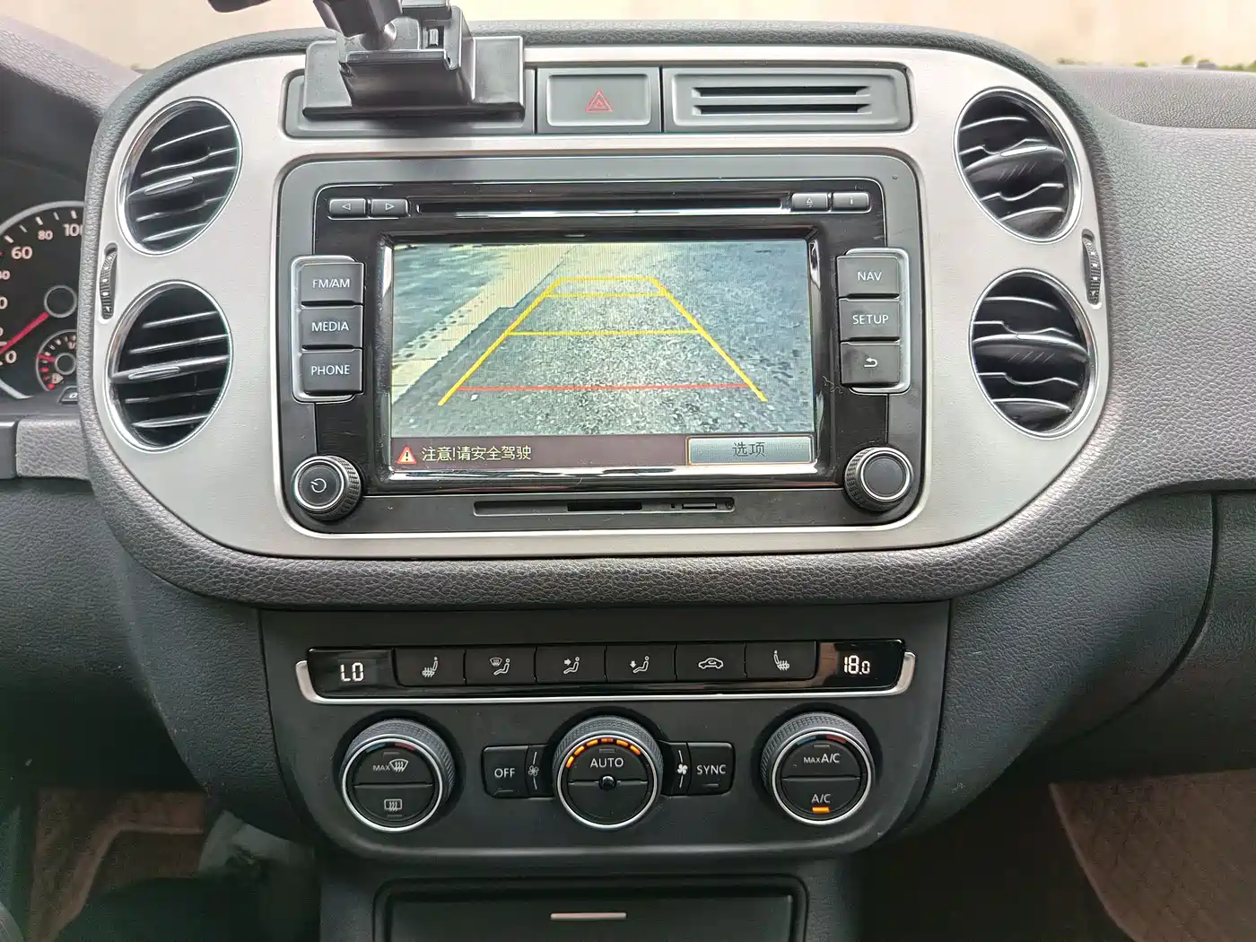 Volkswagen Tiguan 2013 1.8TSI Auto 4WD Luxury фото 18