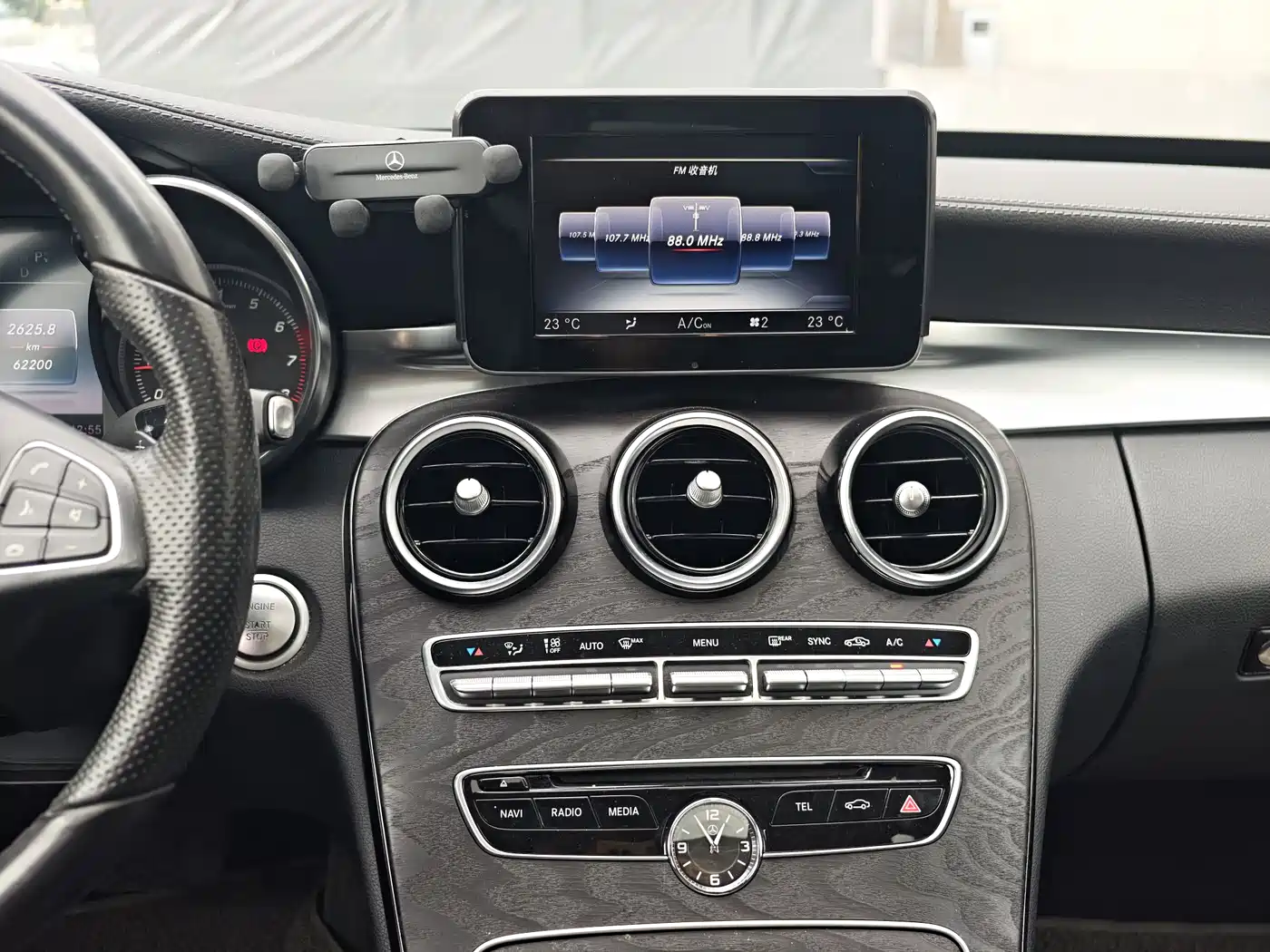 Mercedes-Benz C-Class 2016 C 180 L Sport фото 22