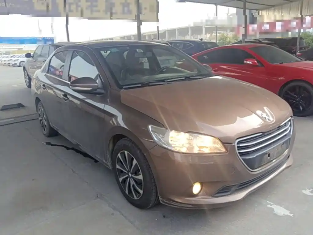 Photo 4 - Peugeot 301