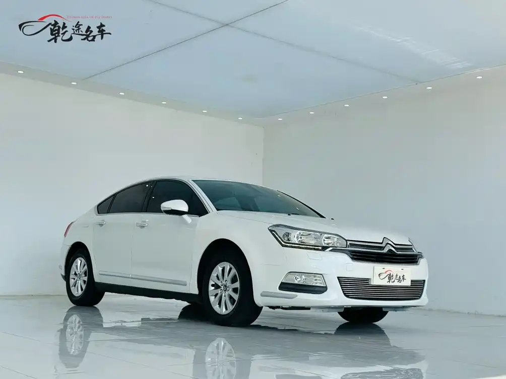 Фото 3 - Citroën C5