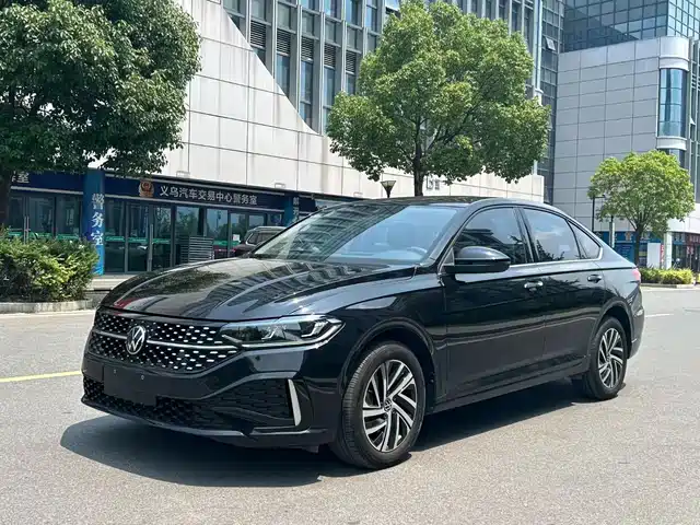 Volkswagen Lavida 2024 Model 300TSI DSG Starlight Leading Edition