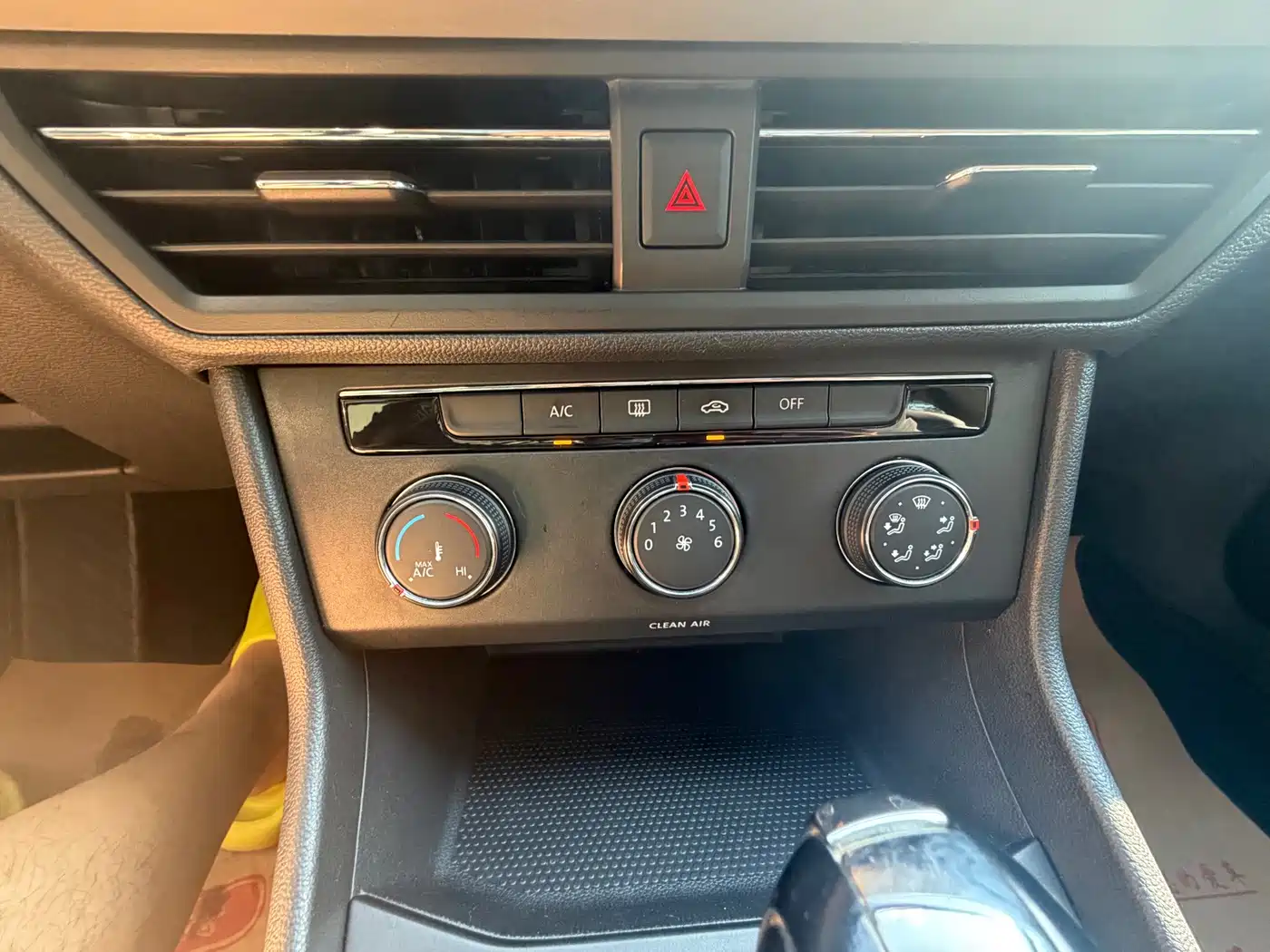 Фото 14 - Volkswagen Lavida