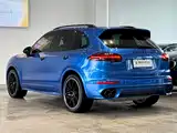 Photo 9 - Porsche Cayenne