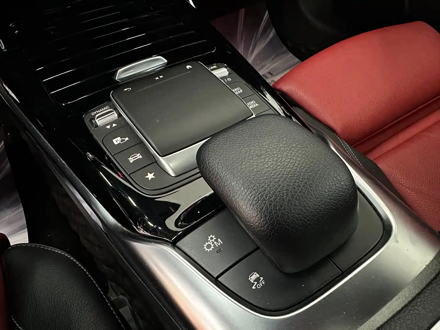 Mercedes-Benz CLA AMG 2022 AMG CLA 35 4MATIC фото 20