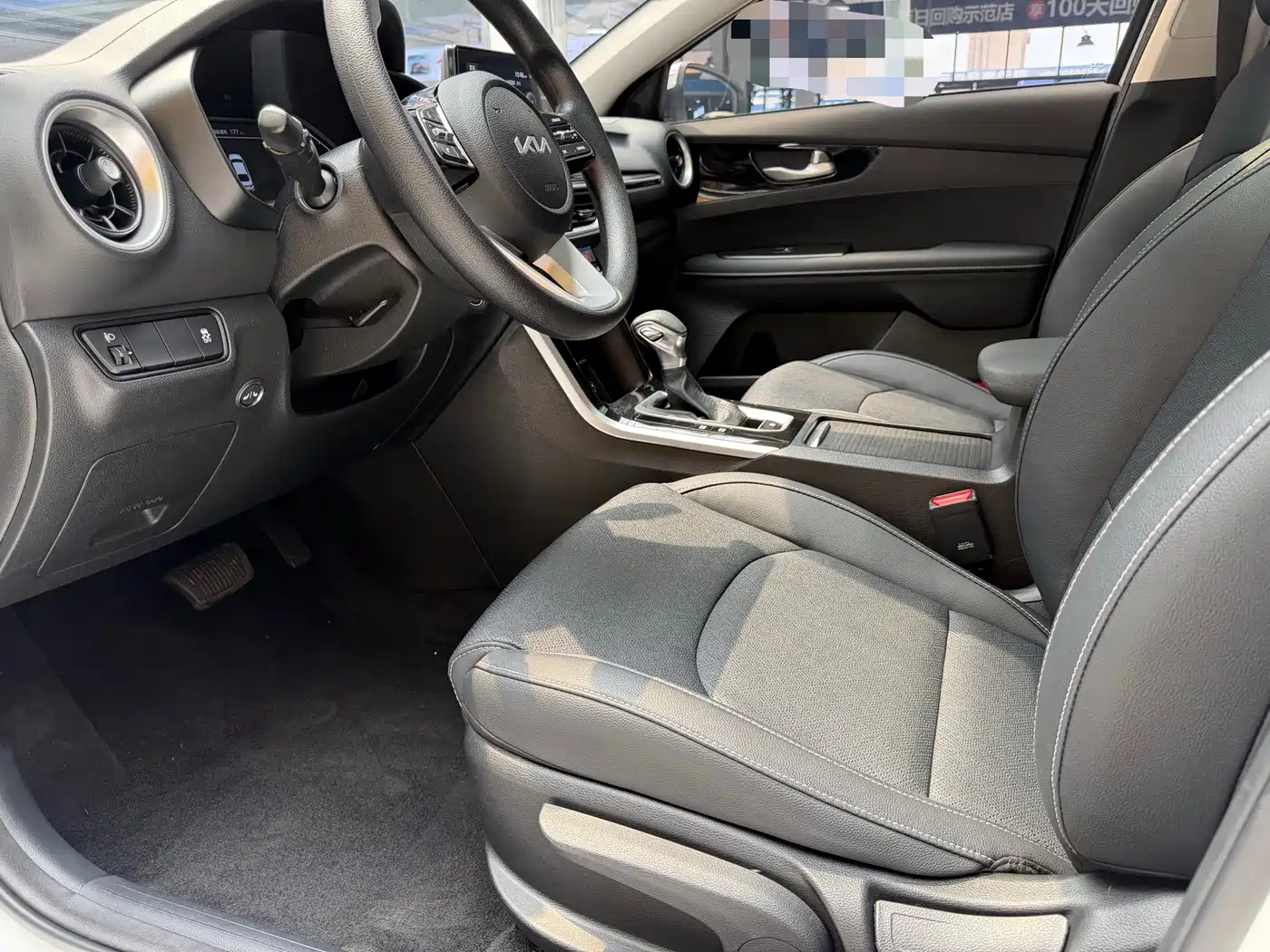 Kia K3 2021 1.5L CVT Fashion Edition фото 17
