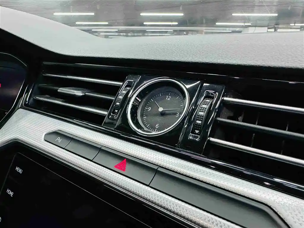 Volkswagen Magotan GTE Plug-in Hybrid 2022 GTE Luxury фото 27