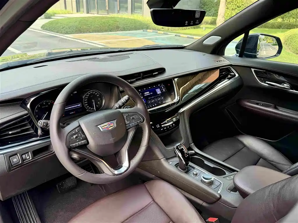 Cadillac XT6 2020 2020 28T 6-Seater Luxury Model