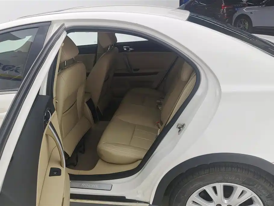 Roewe 550 2012 2012 550 1.8L Auto Value Edition