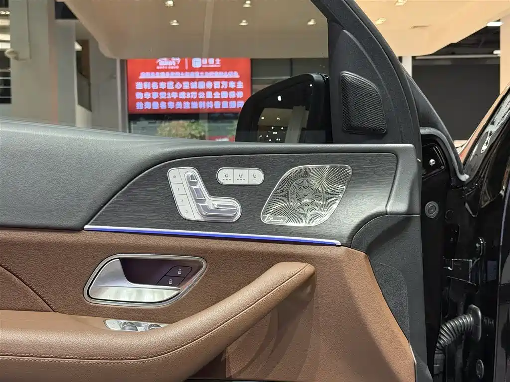 Mercedes-Benz GLE 2024 GLE 450 4MATIC Luxury фото 9