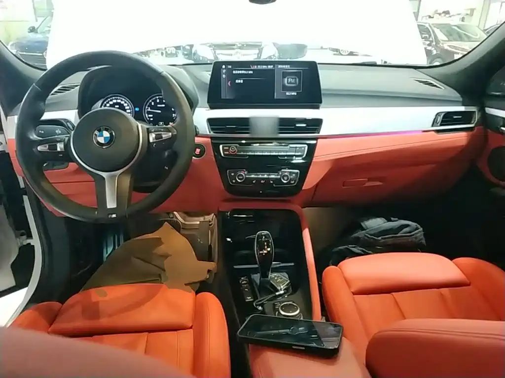 Фото 10 - BMW X2