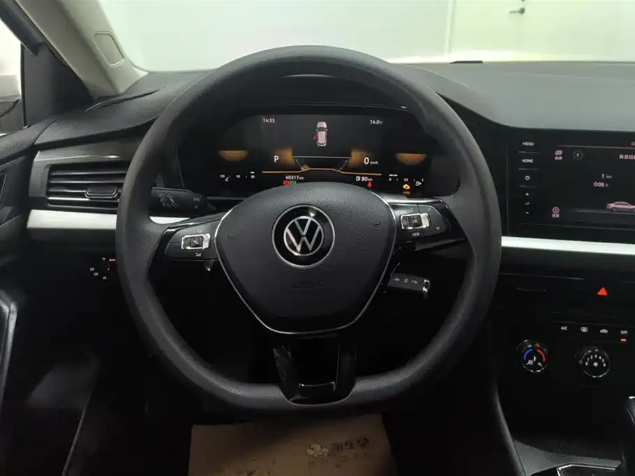 Volkswagen Lavida 2021 1.5L Auto Comfort Edition фото 15