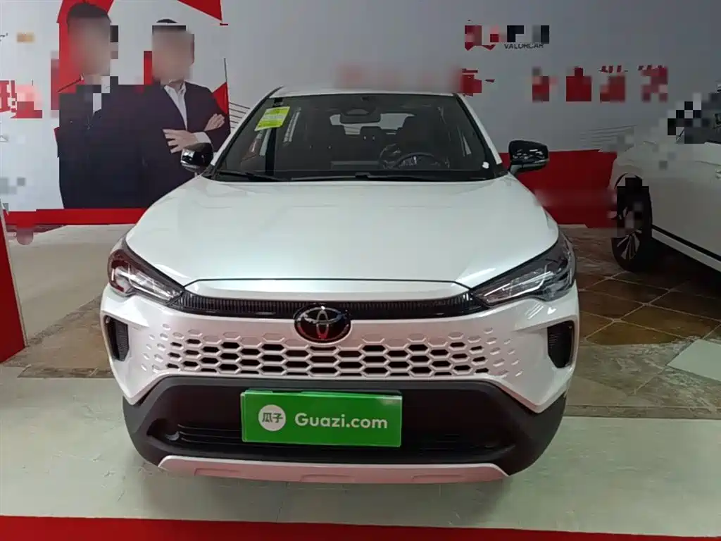 Toyota Corolla Cross 2025 2.0L Pioneer Edition фото 3