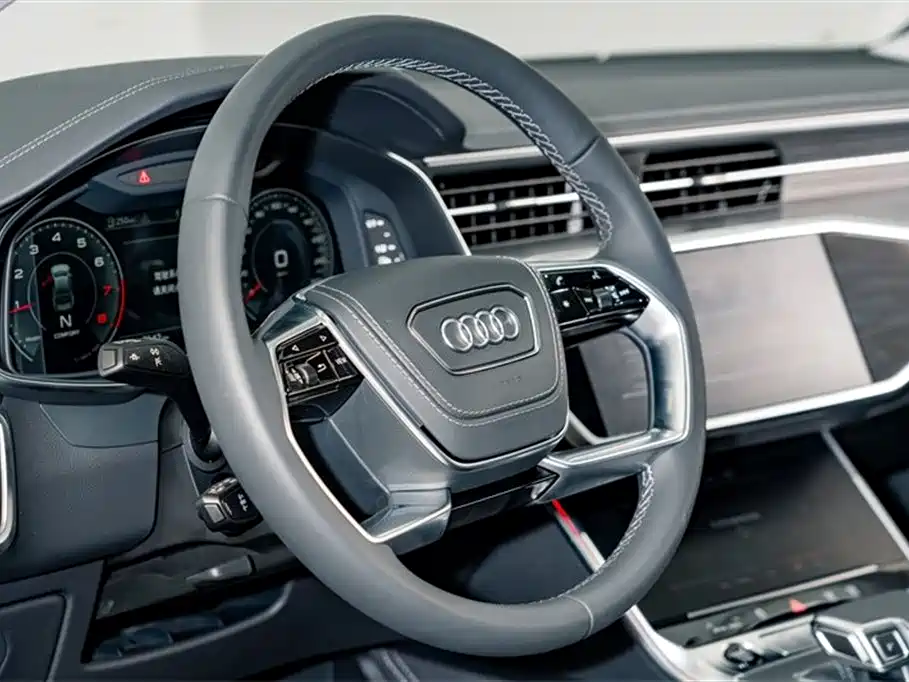 Audi A7L 2024 45 TFSI Luxury фото 10